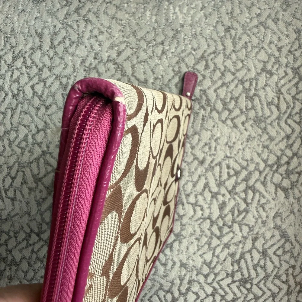 Coach Vintage Signature Canvas Tech Case
